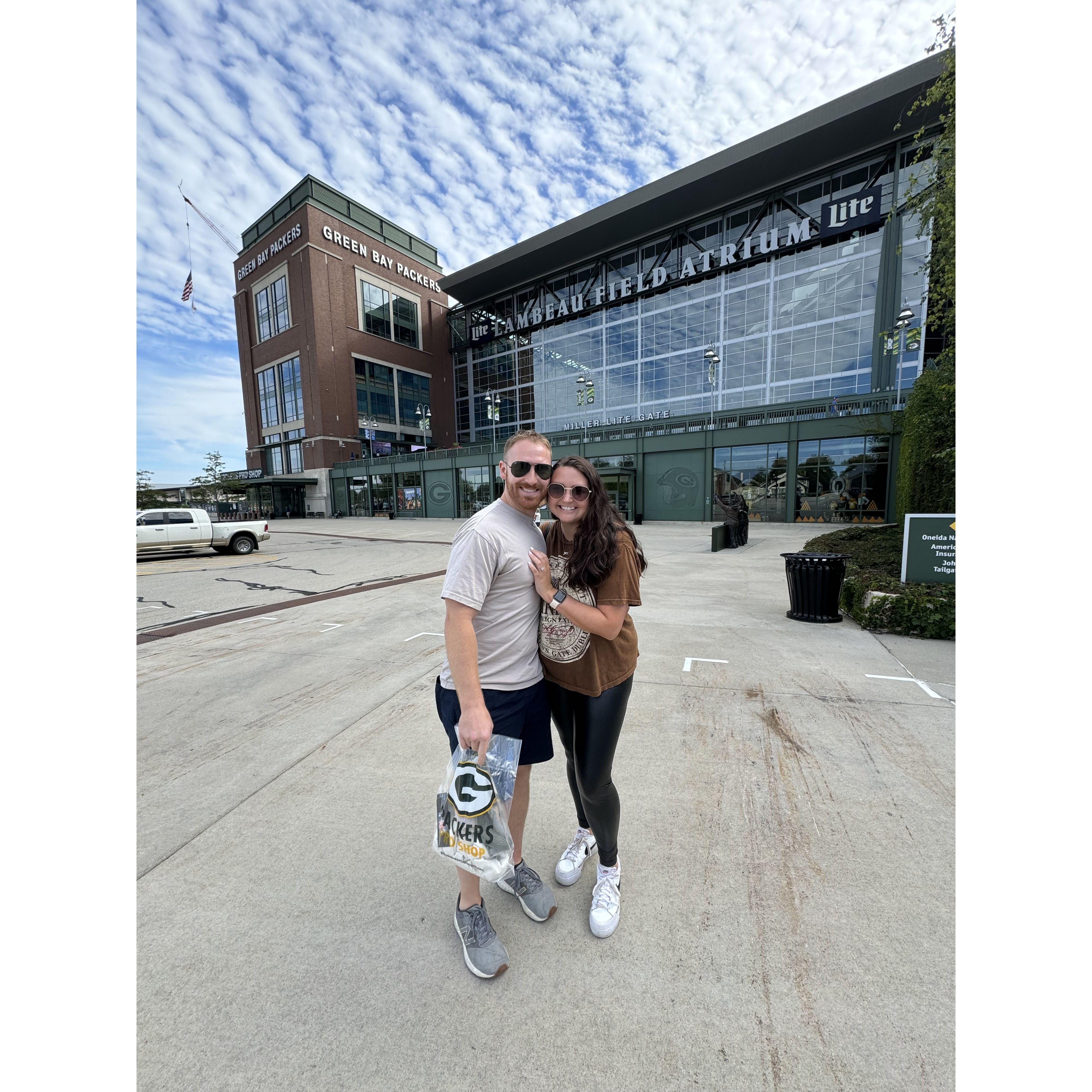 For Labor Day weekend, we traveled to the Upper Peninsula of Michigan to visit some of Ryan's family. Of course, we had to make a stop at Lambeau!