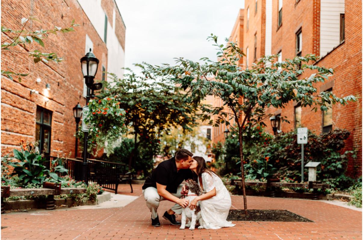 The Wedding Website of Sara Reynolds and Garrett Strous