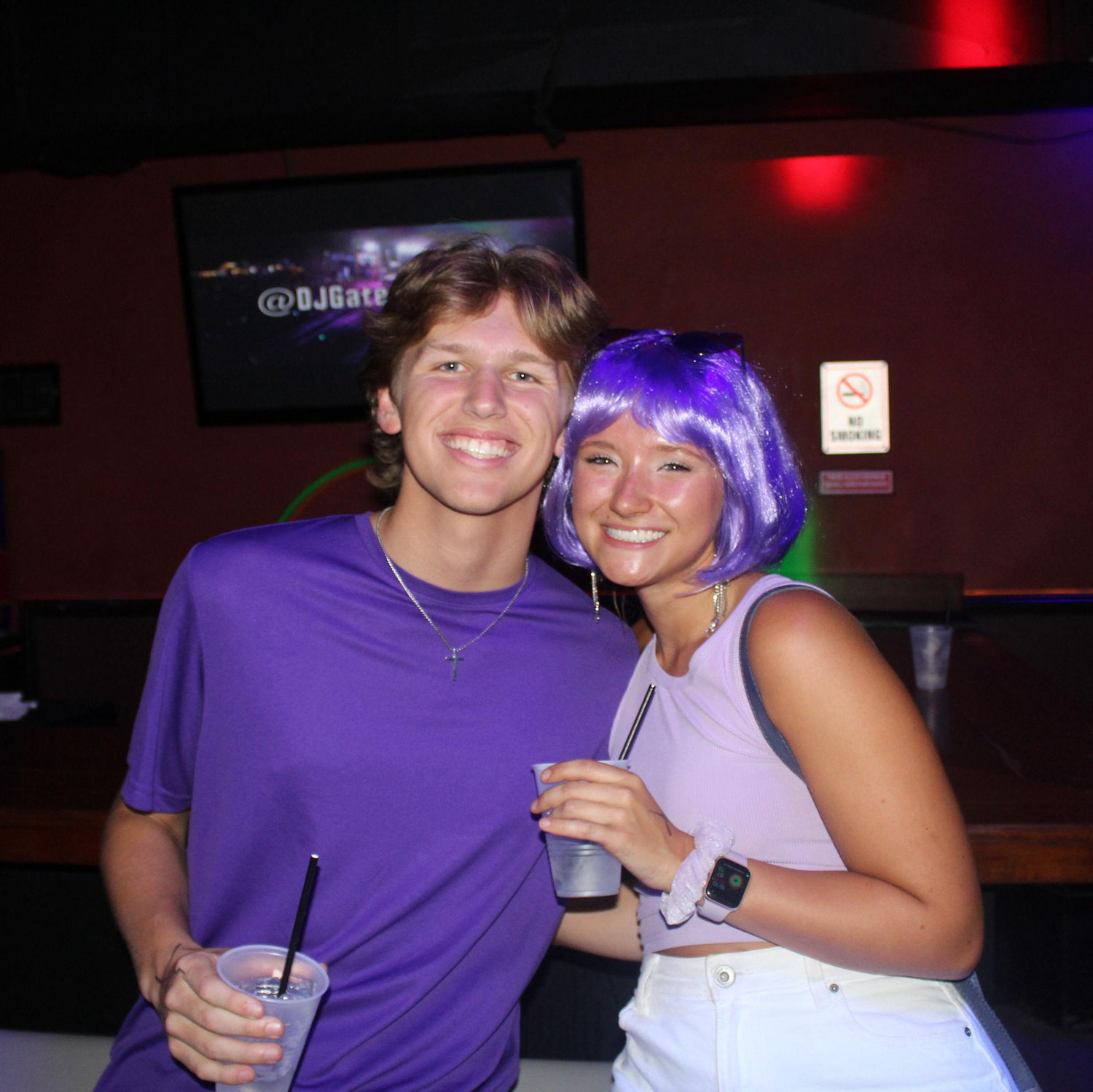 our third(?) date! phi mu wig date night!