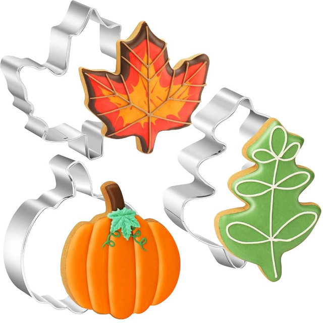 Fall Leaf Cookie Cutter Set, 3 Pcs Stainless Steel Large Thanksgving Cookie Cutters - Maple Leaf, Oak Leaf, Pumpkin, Metal Holiday Themed Cookies Cutters Shapes for Baking Supplies Party Decorations