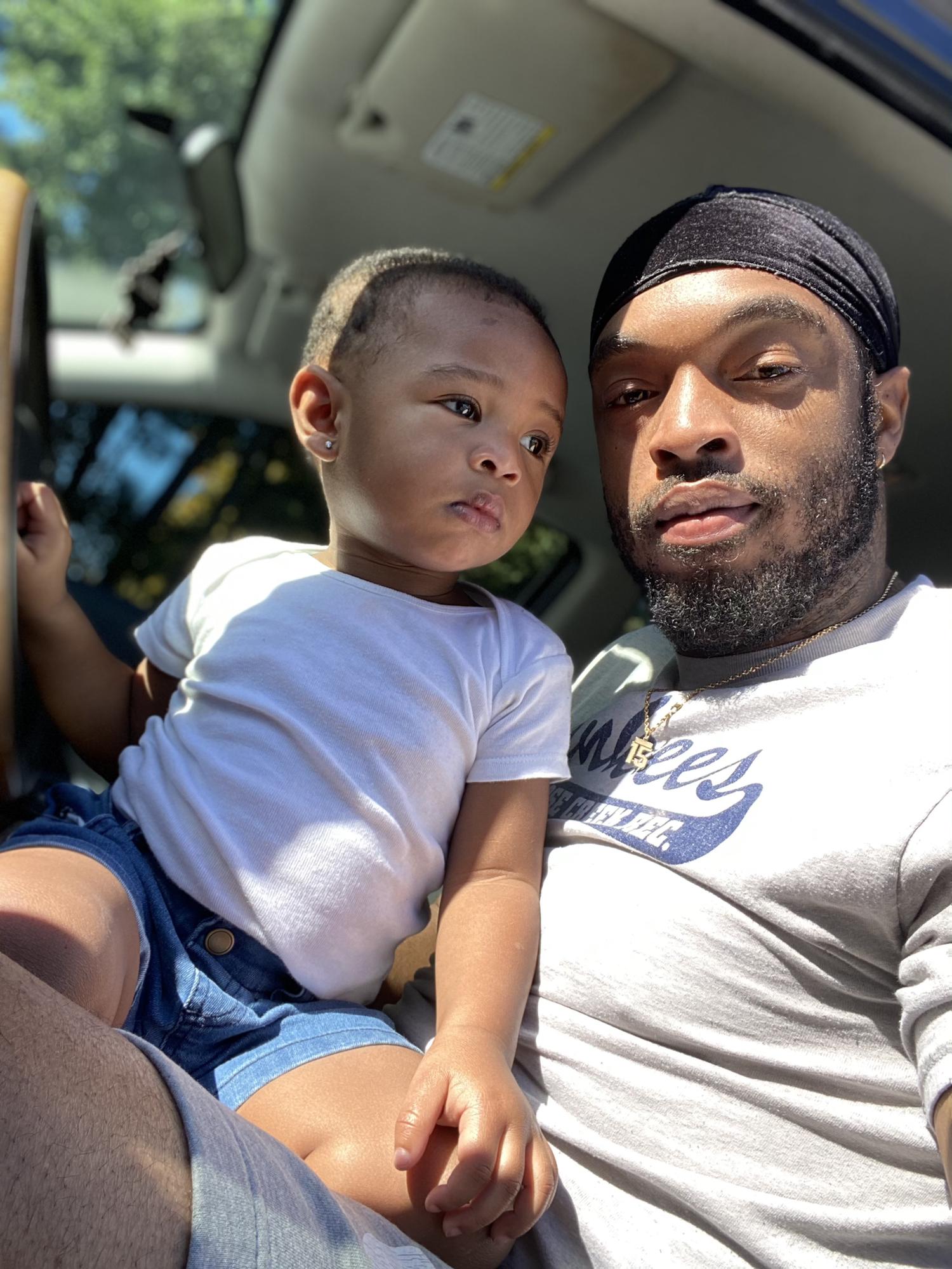 Daddy and Donnie. Twins 🤎