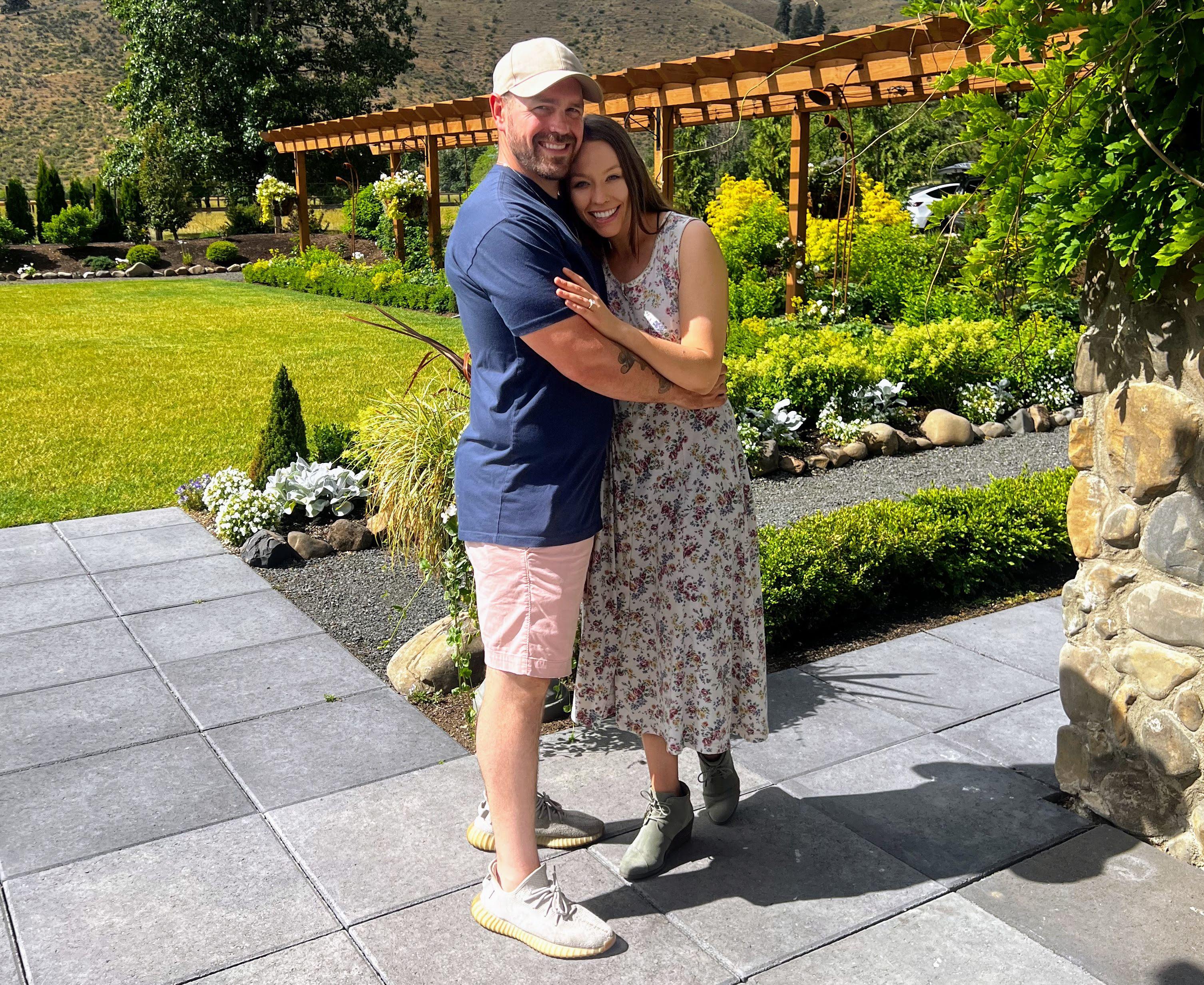 The Wedding Website of Zoe Birt and Dylan Mumbach