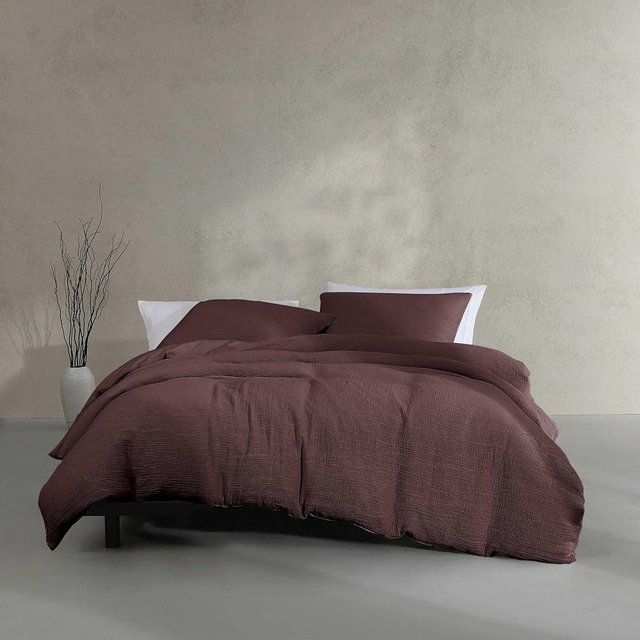 Calvin Klein - Queen Duvet Cover Set, 100% Soft Washed Texture Cotton Matelassé Bedding, 3 Piece Bed Set with Matching Pillowcases (Brown)