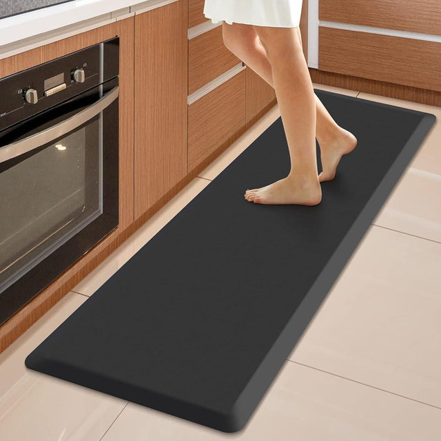 WISELIFE Kitchen Floor Mat Cushioned Kitchen Rug,Waterproof Kitchen Mats and Rugs Heavy Duty PVC Ergonomic Comfort Mat for Kitchen,Office, Sink, Laundry,Black