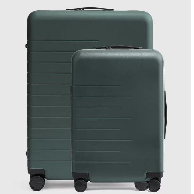 Carry-On & Large Check-In Suitcase Bundle