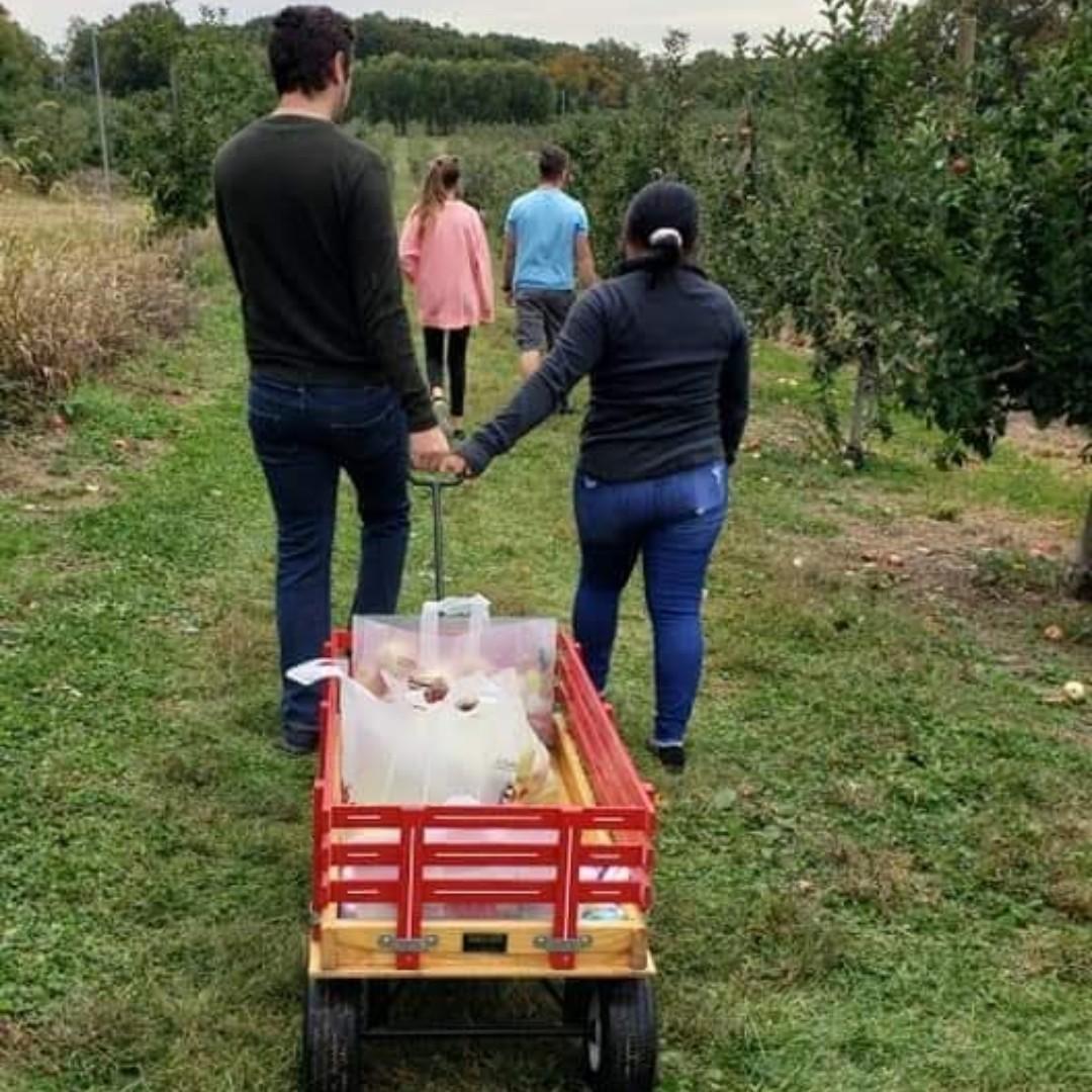 2017 Family Apple Picking