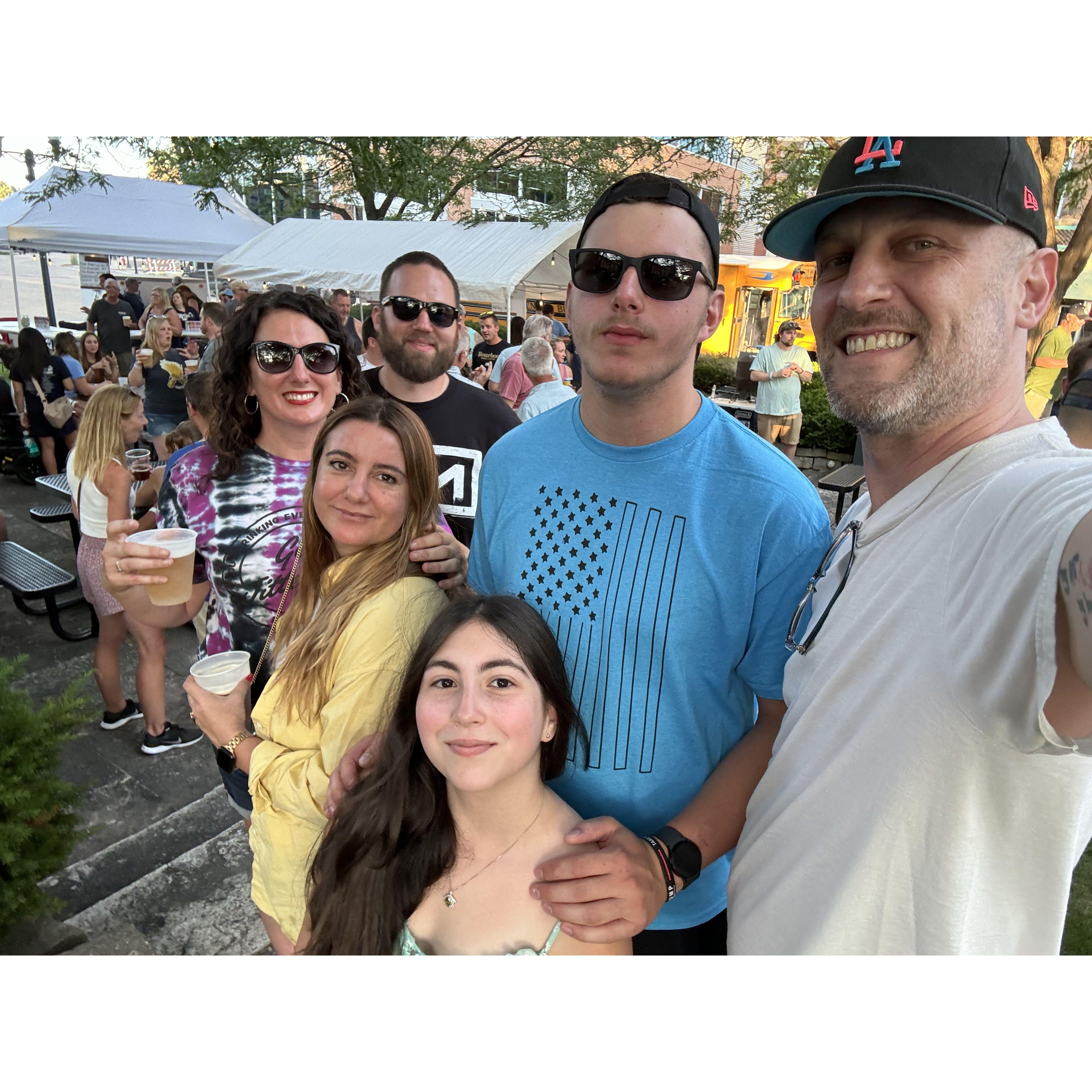 Meeting Shawn's family (big sister, Becky and partner, Eric, and nephew, Tyler) in #wisCAHNsin