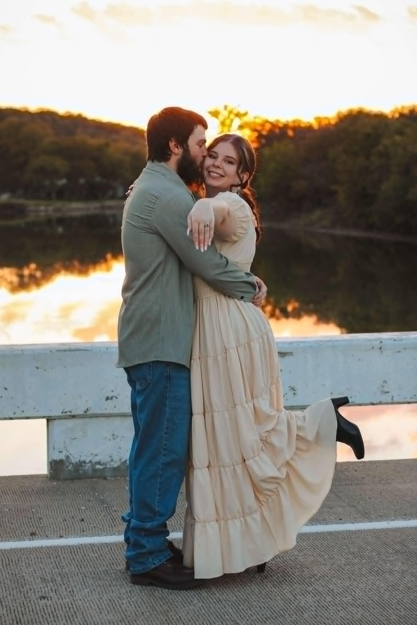 The Wedding Website of Taylor Marsh and Joseph Ford