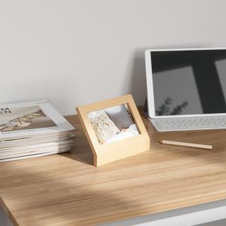 Podium 4x6 Picture Frame