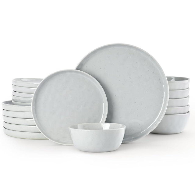 Famiware Mars Plates and Bowls Set, 18 Pieces Dinnerware Sets, Dishes Set for 6, Light Gray
