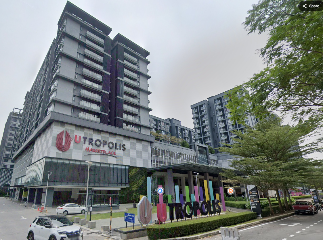 The Wedding Website of Muhammad Aiman Mohamed Amin and Raja Reni Shafida Raja Omar