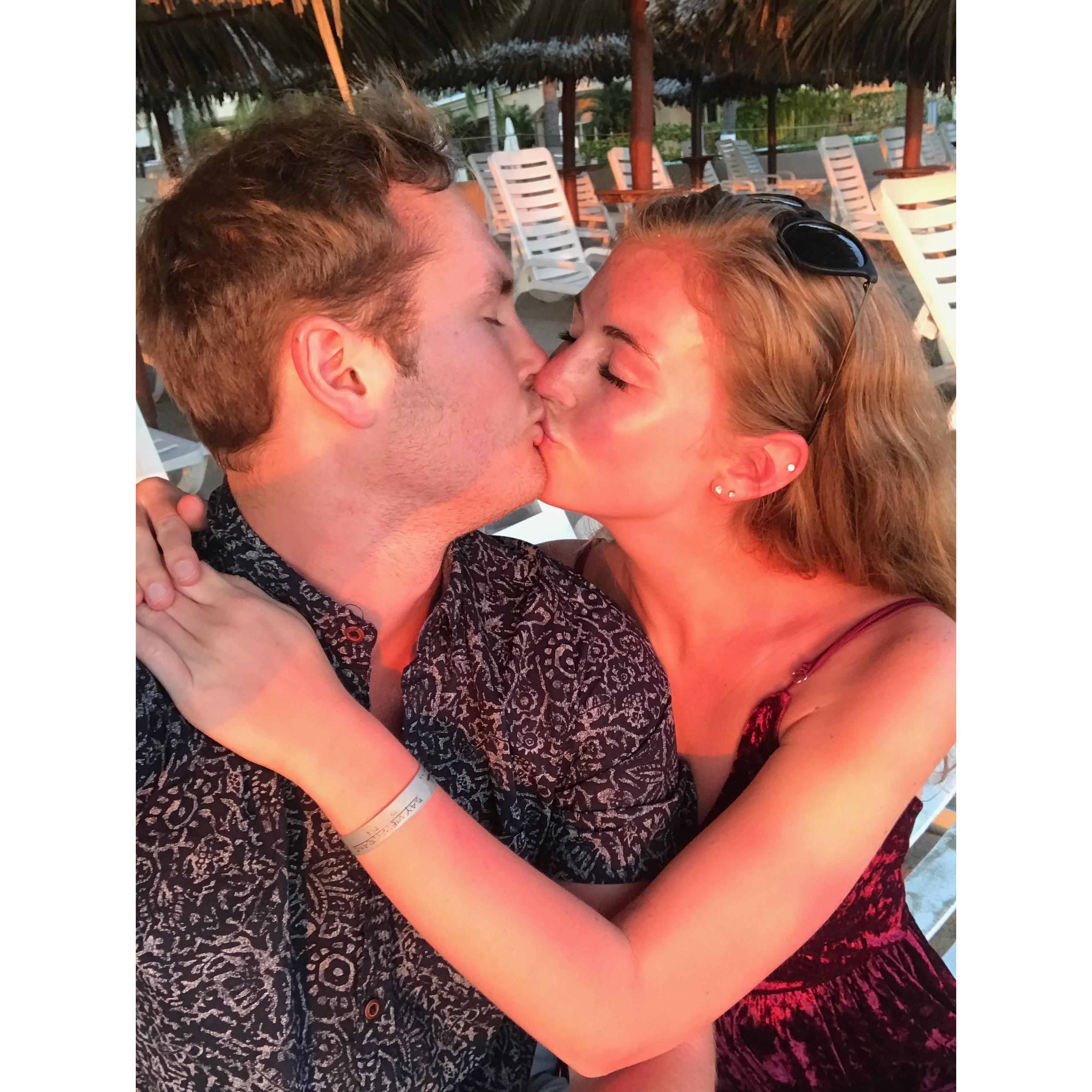 Our first vacation outside of the USA (as a couple)
Ixtapa, Mexico