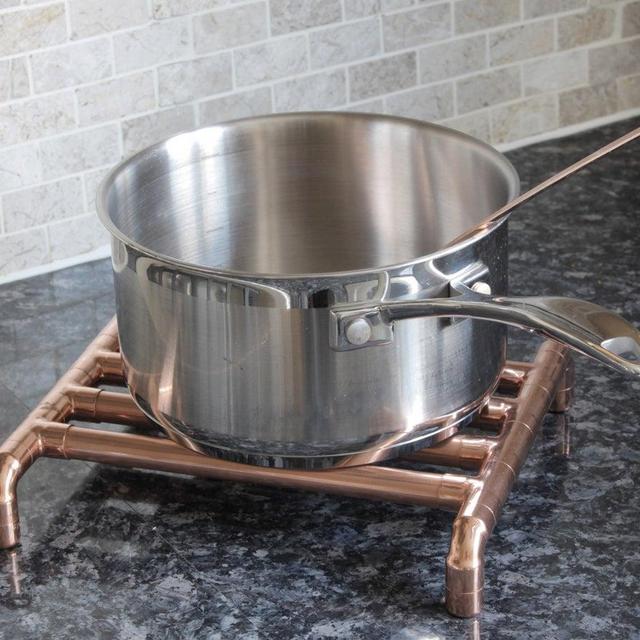 Pan trivet - Handmade from copper pipe