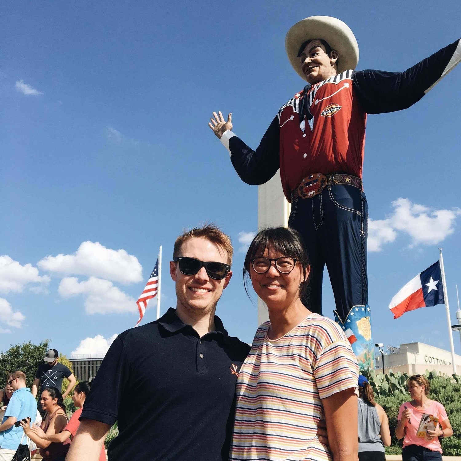 Ashley's first visit to Dallas was a great success, complete with Fletcher's corndogs from the state fair and lots of TexMex.