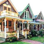 Sightseeing: Gingerbread Houses in Oak Bluffs
