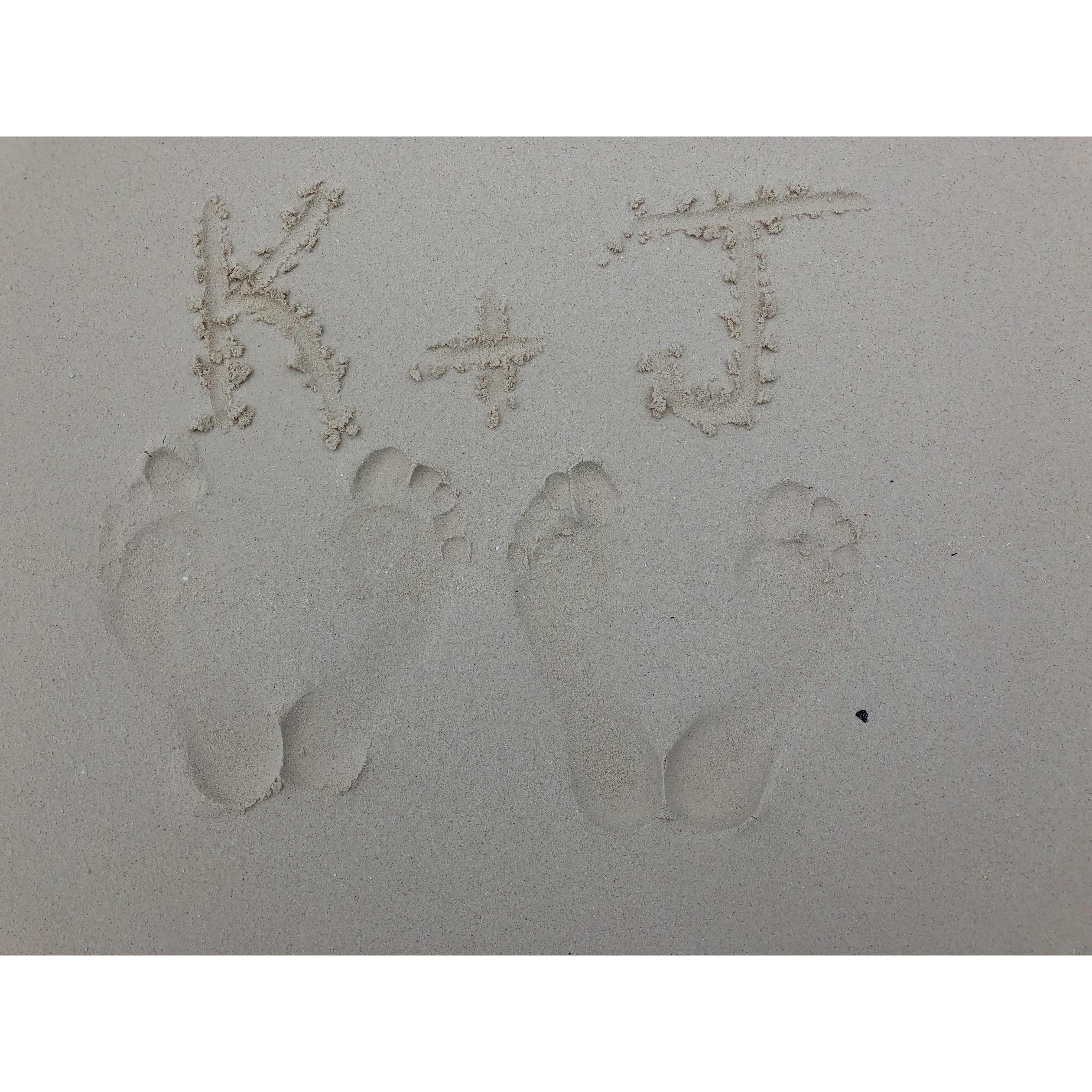 Writing in the sand on Half Moon Cay