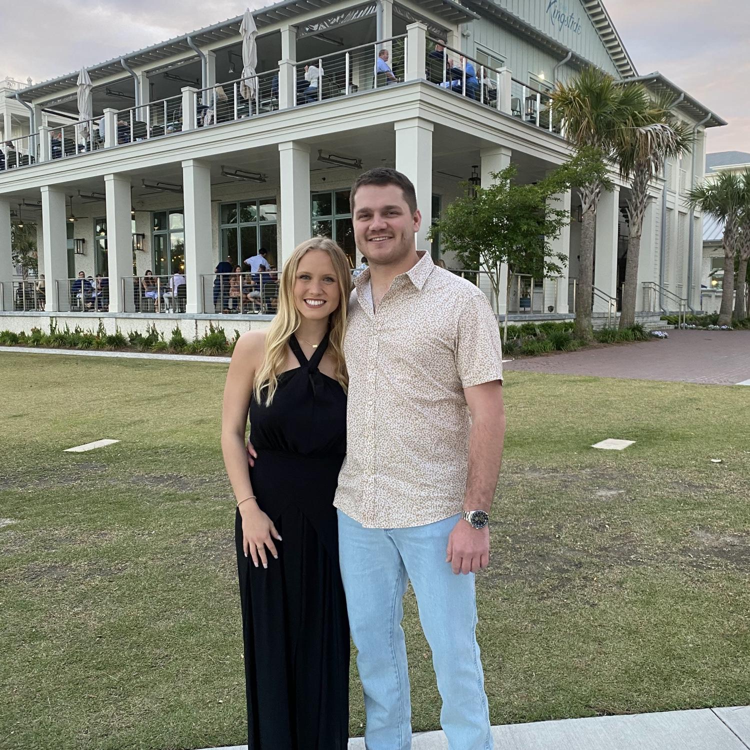 Sydney & Mason celebrated their 1 year anniversary in Charleston, SC! April 14, 2023