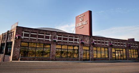 The Wedding Website of Elizabeth Flannery and Bobby Joe Sanders III