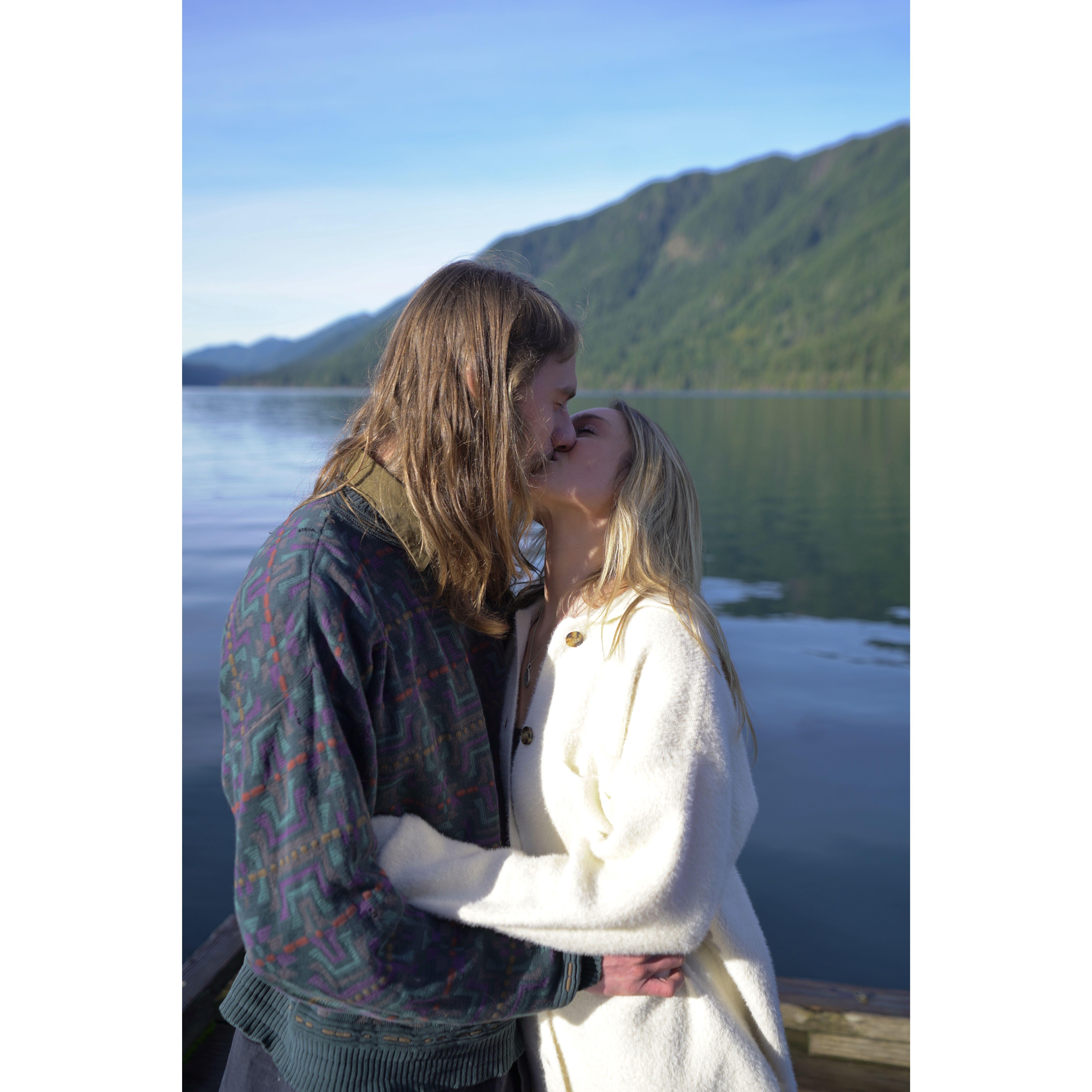 Engagement photos taken at Lake Crescent