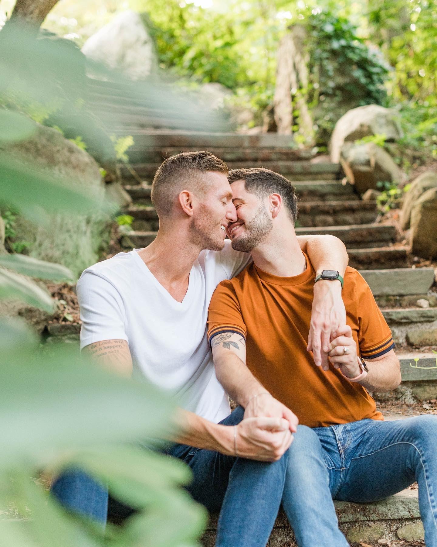 The Wedding Website of Alex Hasselberger and Tj Murphy