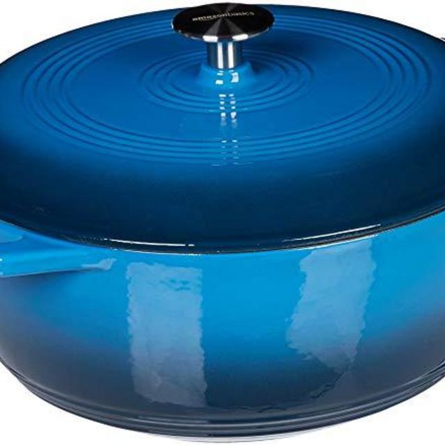 AmazonBasics Enameled Cast Iron Covered Dutch Oven, 4.3-Quart, Blue
