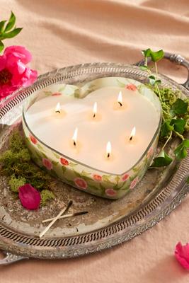 Peony Blush Heart Candle