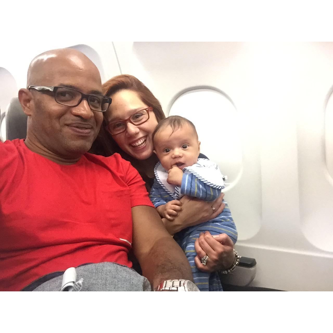 Our first trip as a 3..
Nossa primeira viagem como 3..
Nuestro primer viaje con nuestro Hijo.