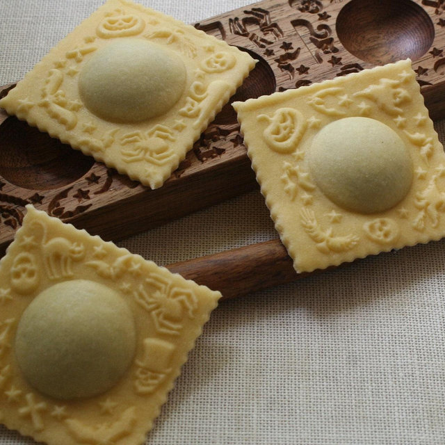 Ravioli board, Fresh Pasta board, Filled cookie wooden Board, Halloween pattern