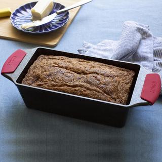 Cast Iron Loaf Pan with Silicone Grip