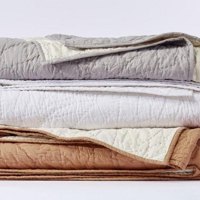 Manzanita Organic Handstitched Quilt (White King)