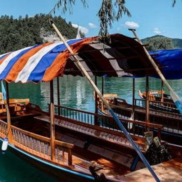 Private Pletna Boat Picnic | Lake Bled, Slovenia