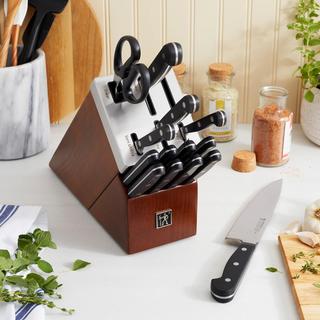 Classic 15-Piece Self-Sharpening Knife Block Set