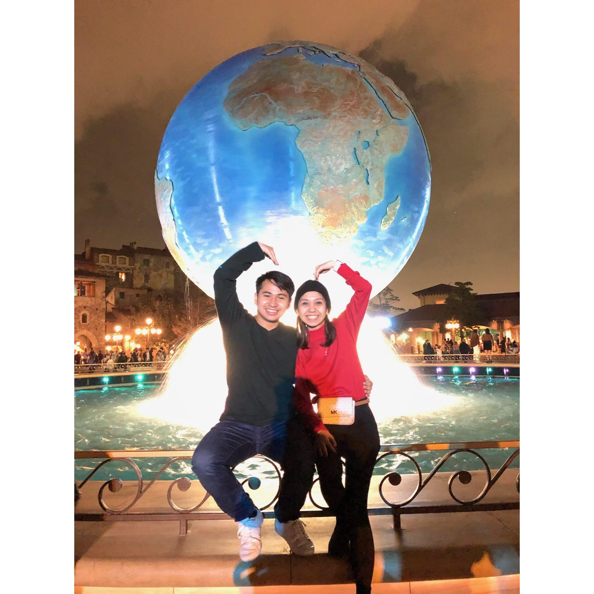 Went to the Happiest Place on Earth! Years ago, we were planning to watch the fireworks together as a friend lol but God is wise, he didn't let that dreamy event to happen until this day at Disney!