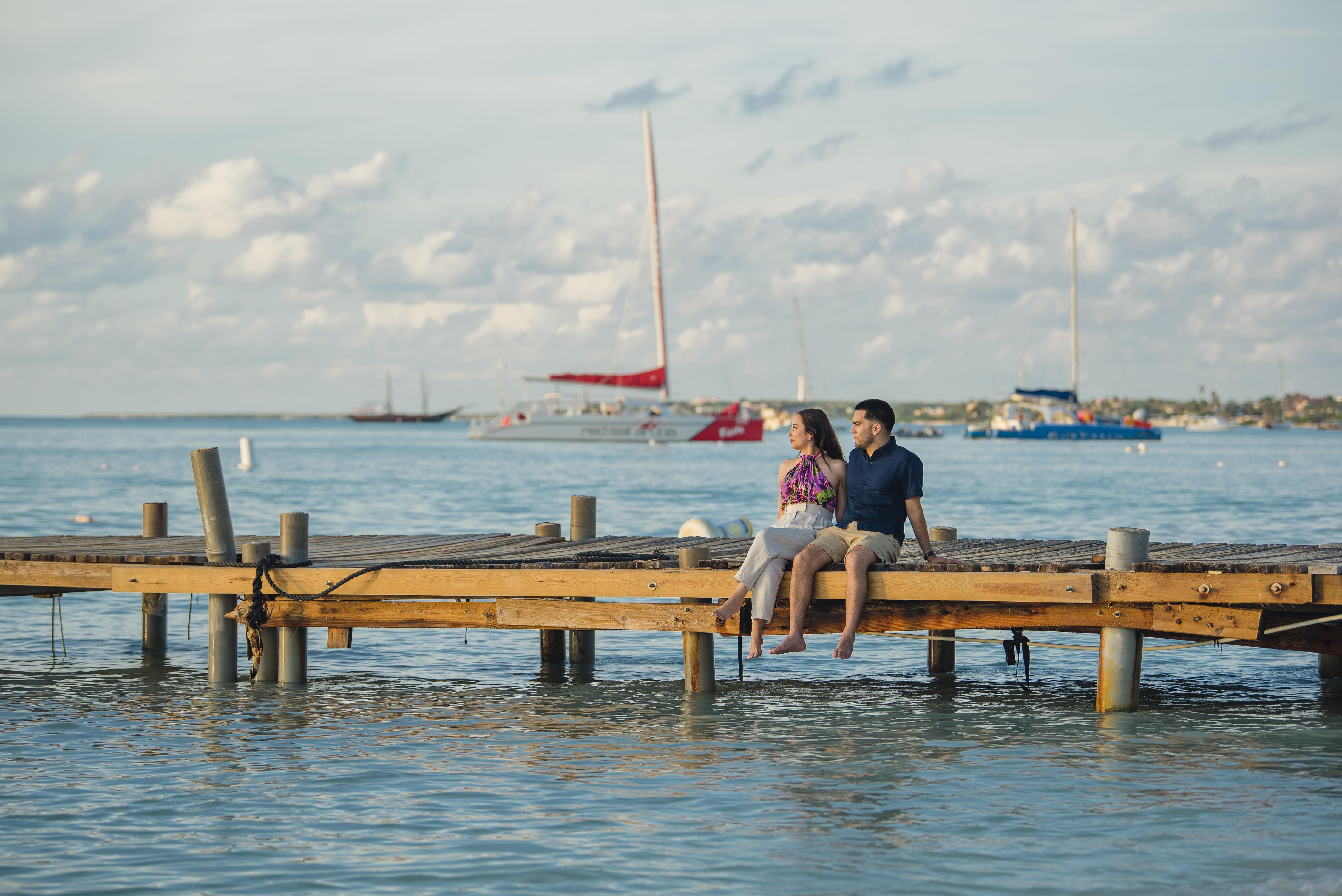 The Wedding Website of Mario DeLaPaz and Giannina Escobar