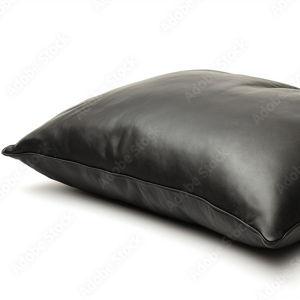 100% Mulberry Silk Pillowcase | Quince