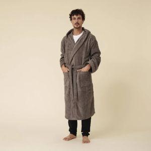 Albornoz de algodón con capucha / Hooded cotton bathrobe