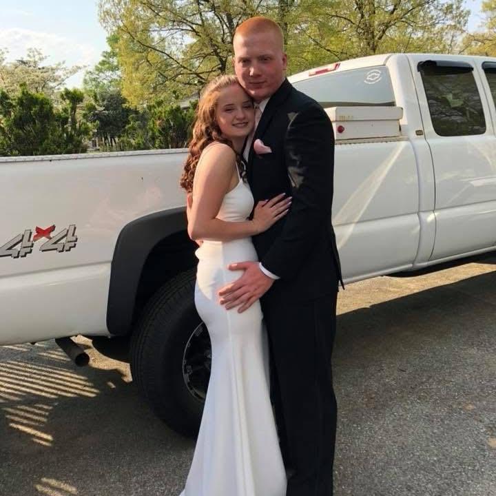 Dons prom