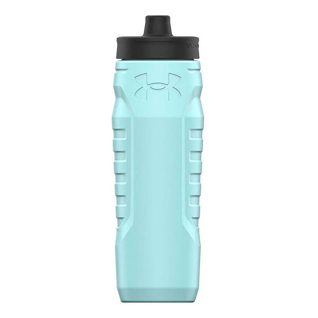 Under Armour Squeeze Water Bottles, 32 oz Water Bottles, Sideline Sports Water Bottle with Quick-Shot Lid, Quick & Easy Hydration, Gym Water Bottles, Squeeze Bottle, 1 32oz Bottle