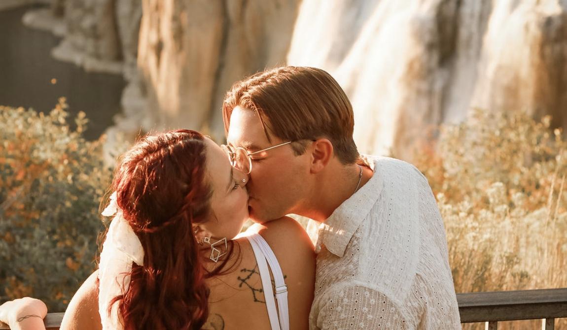 The Wedding Website of Allexis Iliff and Dillon Crain