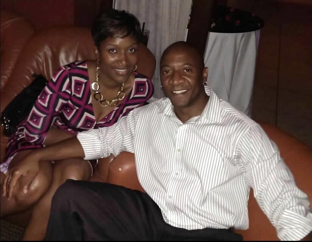 The Wedding Website of Shemetra Washington and JuWan McCloud