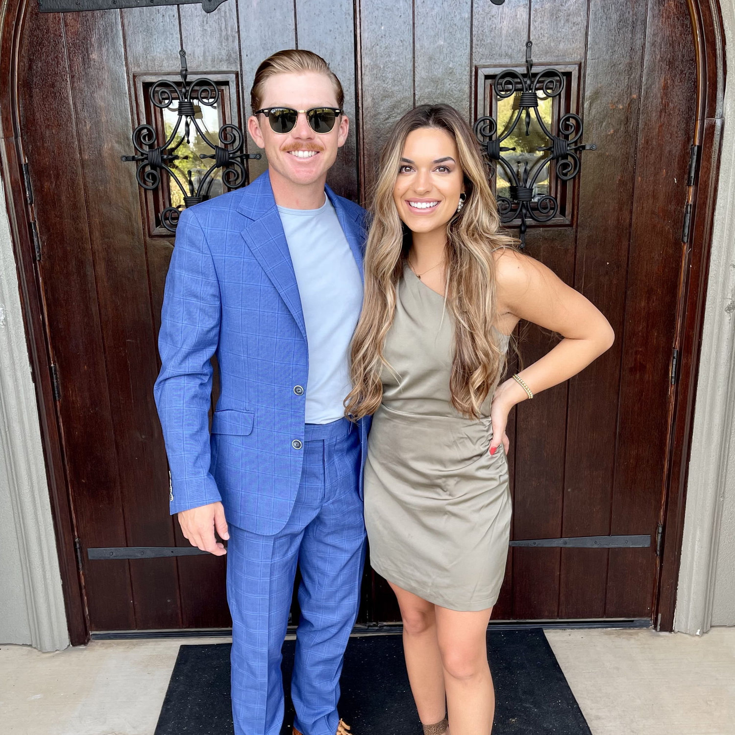 Professional wedding goers! September 2022