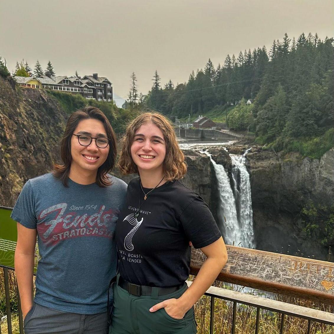 Enjoying Snoqualmie Falls in Seattle while visiting Allie's friend Claire!