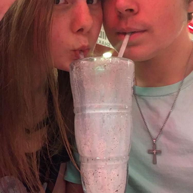 Milkshakes date !
