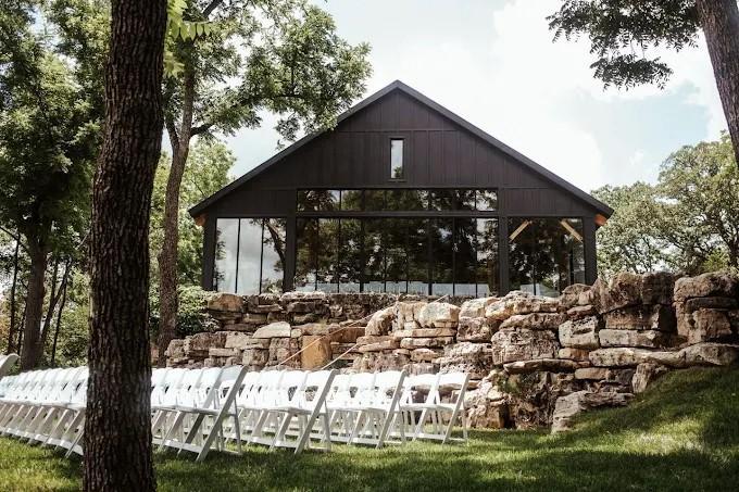 The Wedding Website of Luchiia Barba and Jacob Lebed