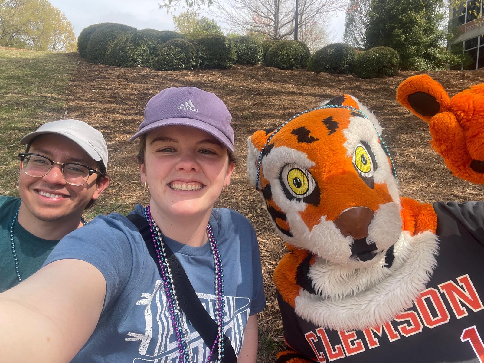 The Wedding Website of Kelli McCourt and Juan Jose Romero Conde