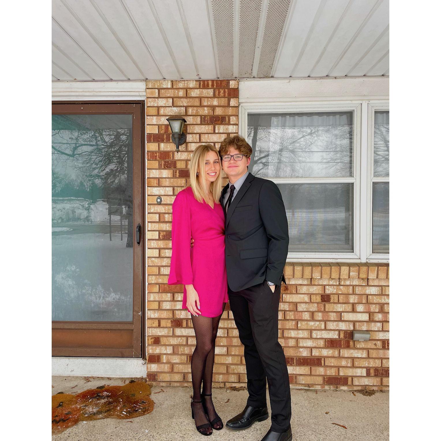 For their 1st anniversary in January of 2022, Claire and Dane celebrated by going to see the musical Hamilton!