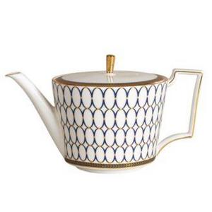 Wedgwood "Renaissance Gold" Teapot, 2.1 Pts.