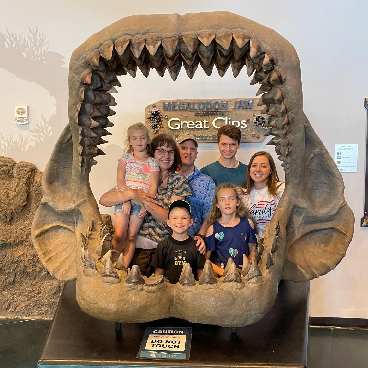 The Aquarium w/ The Conlin Clan