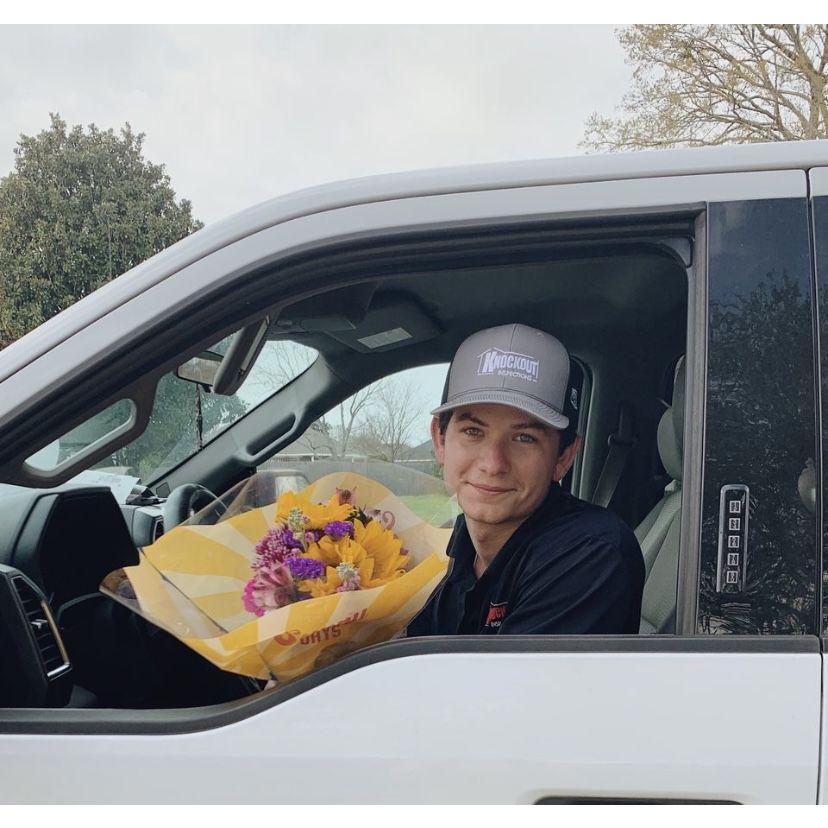Hunter showed up to Colette's house with flowers the day after he told her he loved her.