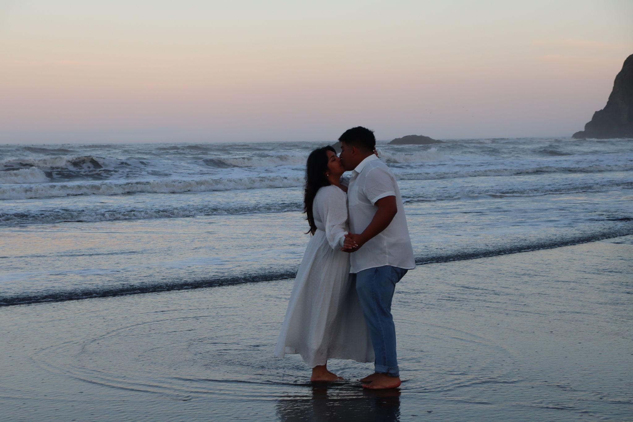 The Wedding Website of Isabella Santamaria and Joshua Rangel
